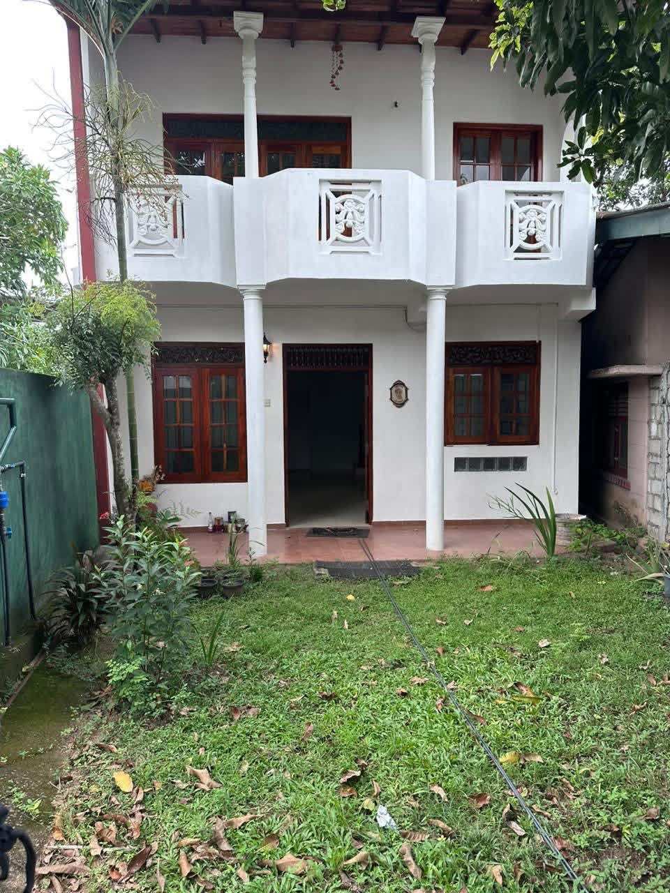 House For Sale In Boralesgamuwa